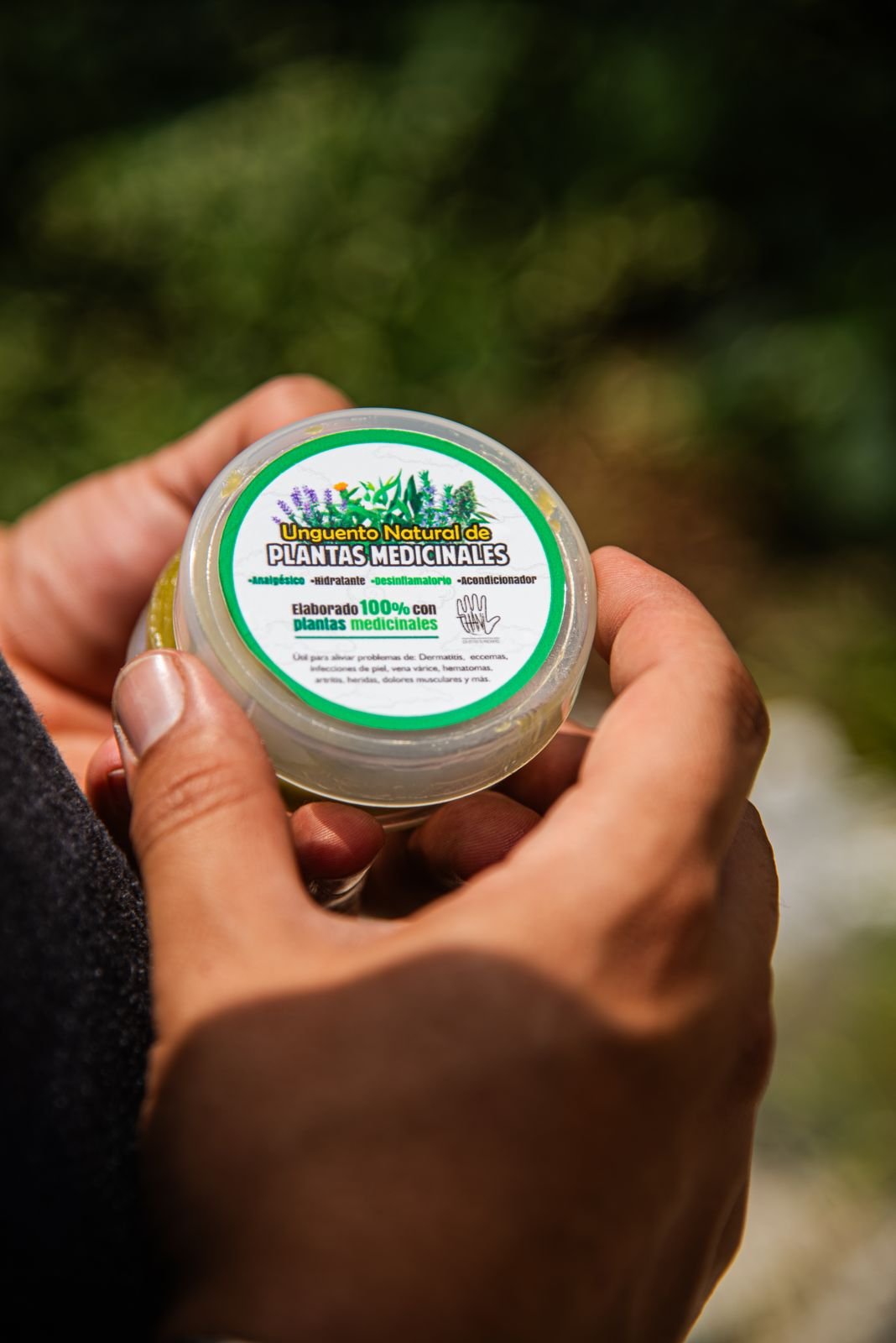 Ungüento Natural de Plantas Medicinales Fundación Thani